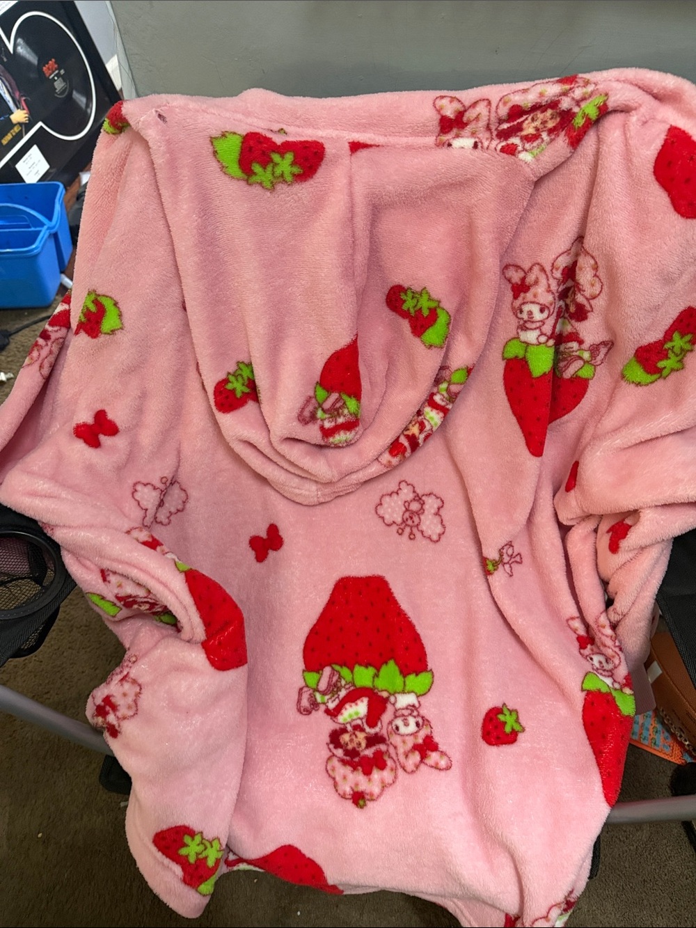 My Melody Strawberry Shortcake Plush Fleece Blanket Hoodie